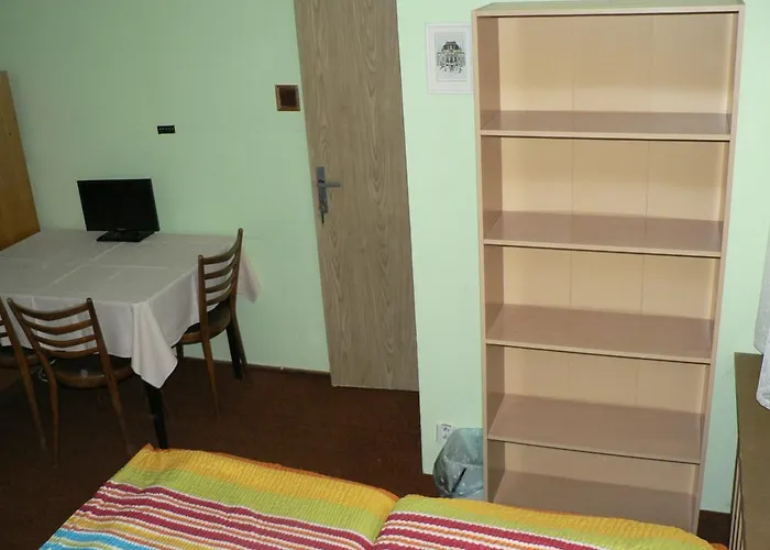 W 3* Plzeň